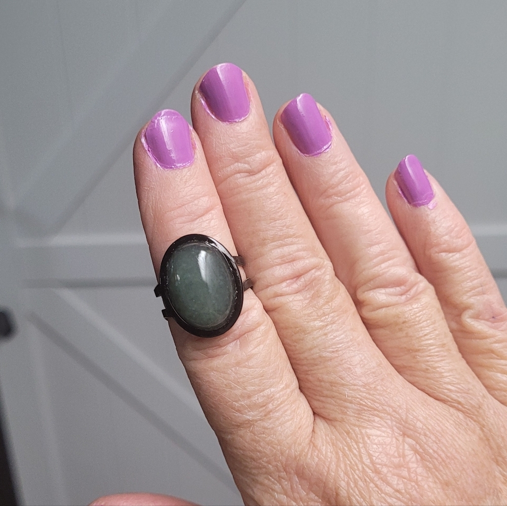 Green Agate Stone Ring on Black Bezel Setting NWT Handmade - Picture 3 of 5